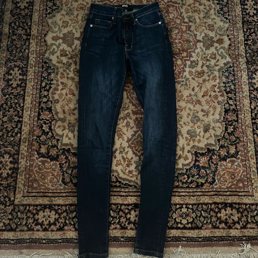 Skinny jeans
